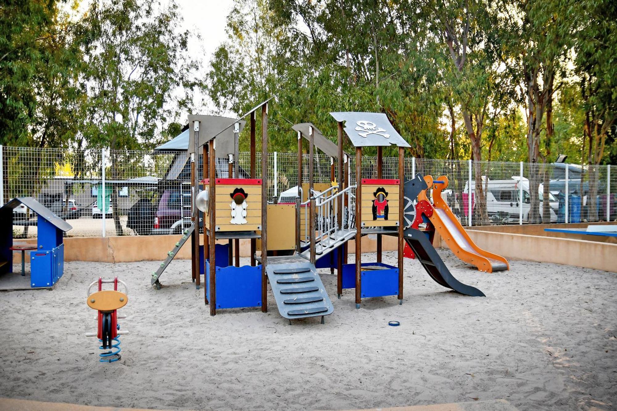 Camping Les Castors Calvi  Exterior foto
