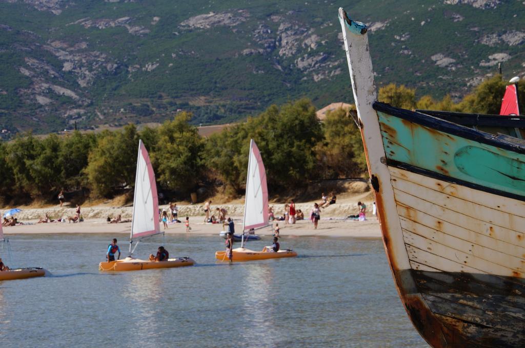 Camping Les Castors Calvi  Exterior foto